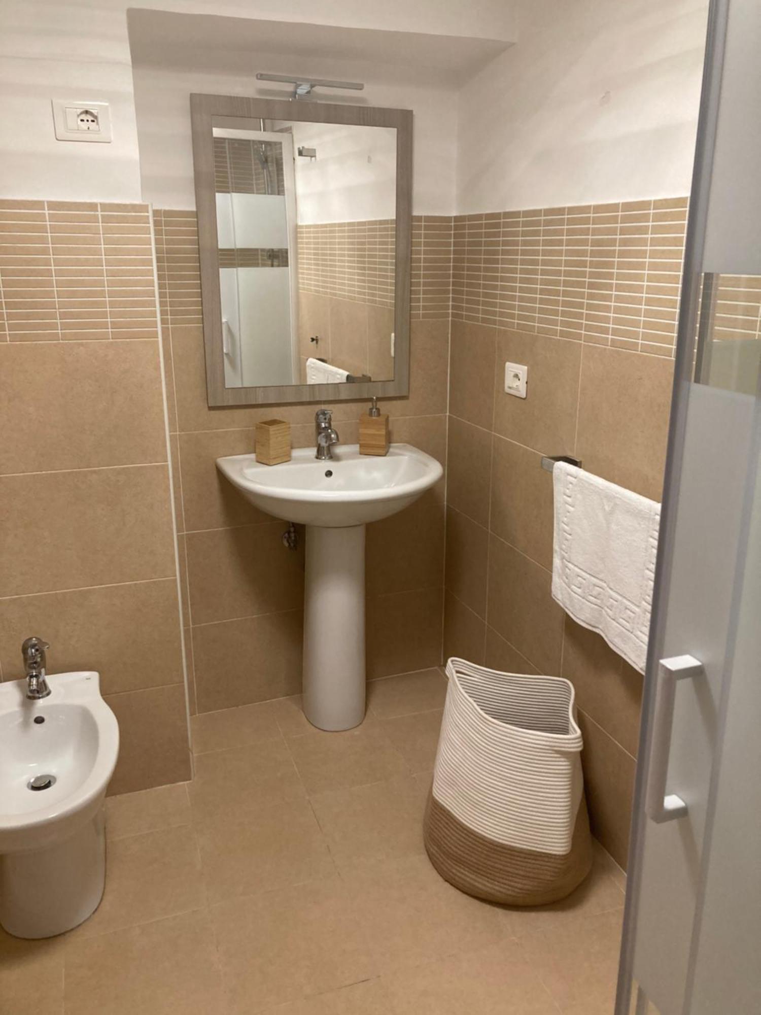 Casitta Stesicoro Apartment Catania Bagian luar foto